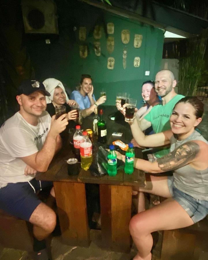 קנדי Settle Inn Tourist Lodge מראה חיצוני תמונה
